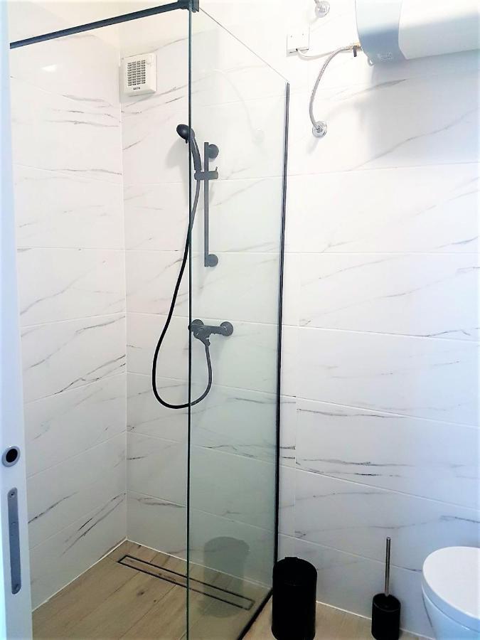 איזולה Apartma Soncek מראה חיצוני תמונה